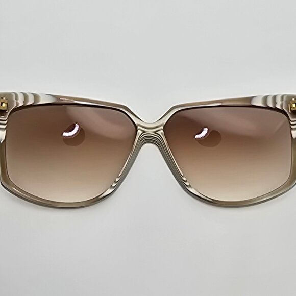 Anne Klein 3000 680 White Frame Light Brown Gradient Lens Sunglasses w Case Itay main image 11